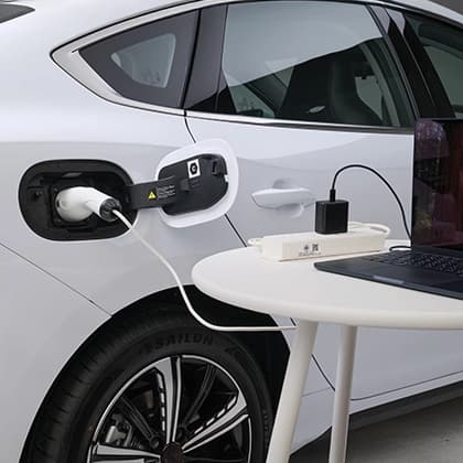 Portable Charging Tool